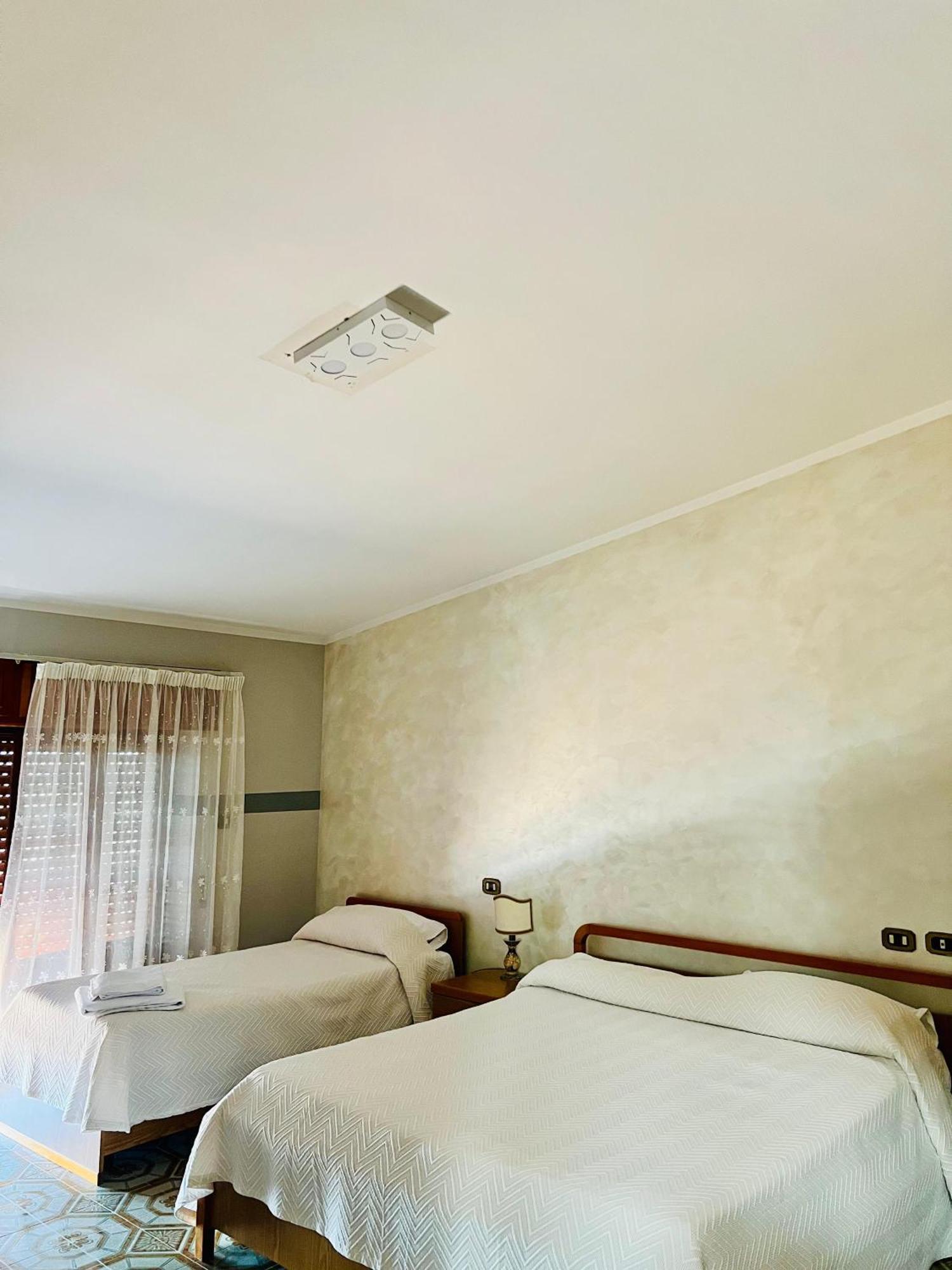 Hotel Paradiso 첼라노 외부 사진